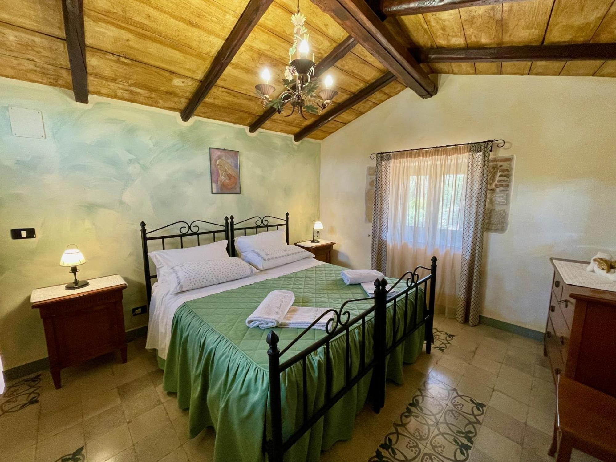Le Querce Di Cota Villa Troina Exterior photo